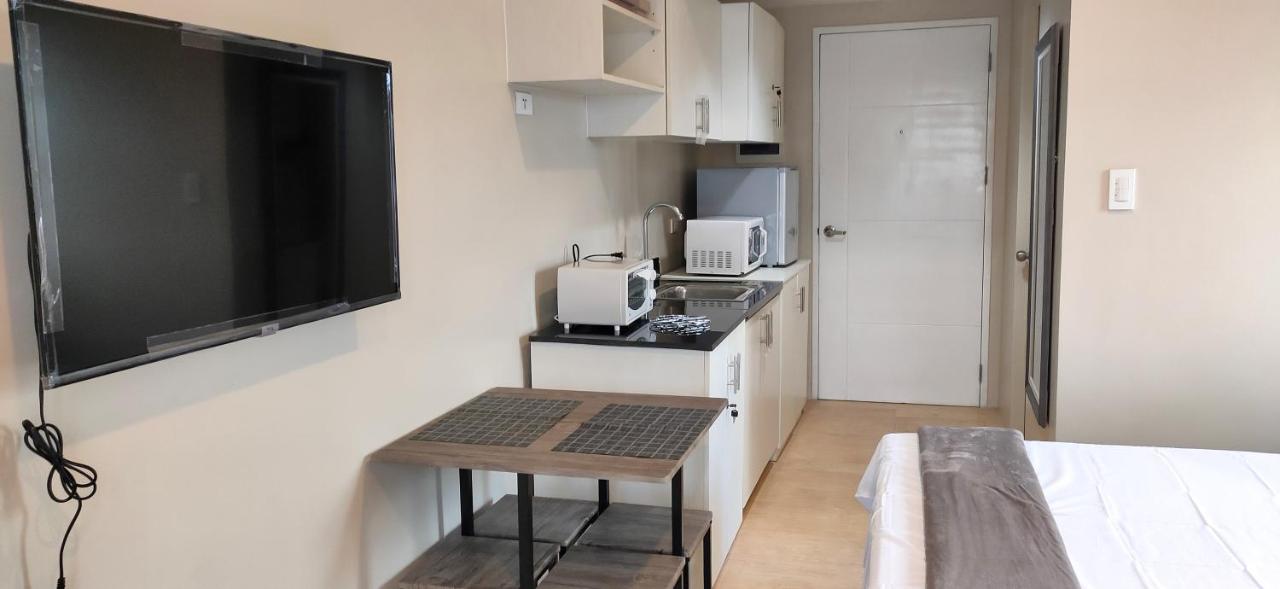 Sunvida Tower Stays Across Sm City Cebu Bagian luar foto