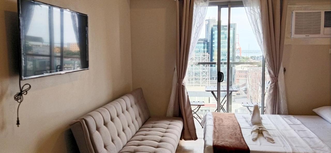Sunvida Tower Stays Across Sm City Cebu Bagian luar foto